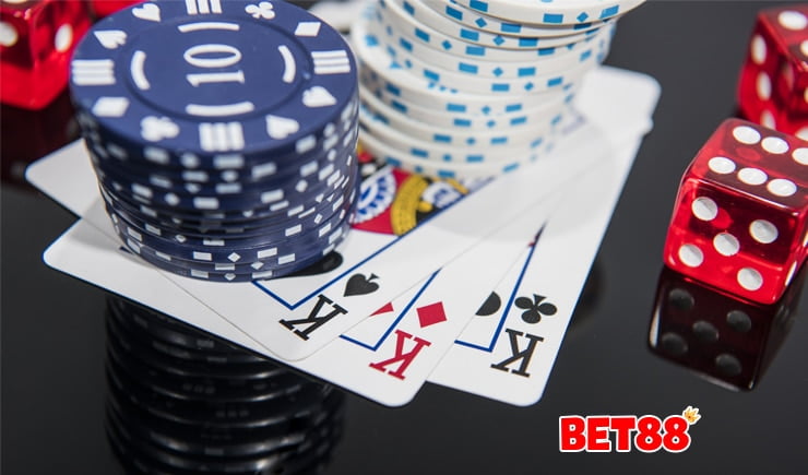 Squeeze Play bài Poker là gì? Cách Squeeze Play hiệu quả nhất