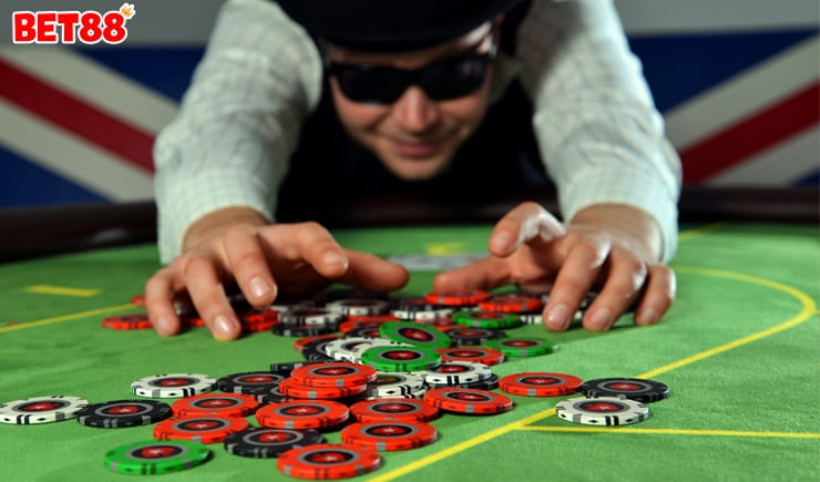 Khám phá cách chơi Red Black Poker